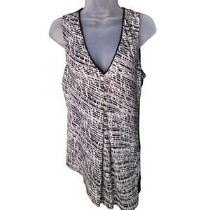 White House Black Market Sleeveless Blk/White Asymmetrical Women's Shirt SZ M